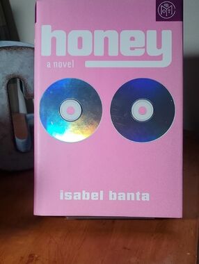 Honey by Isabel Banta - Pink Hardcover Novel (10)